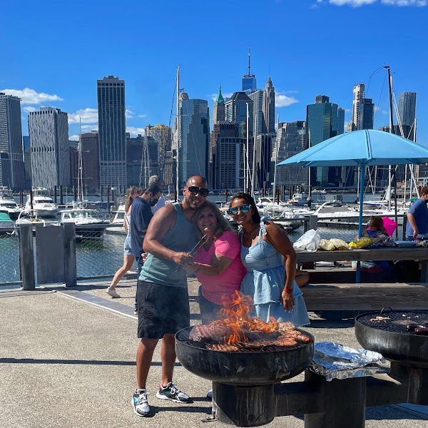 The Picnic Peninsula Barbeque Area