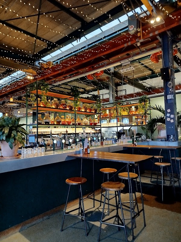 Lowlander Botanical Bar & Restaurant 2