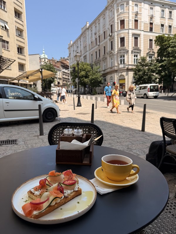 Denada Bistro & Cafe 2