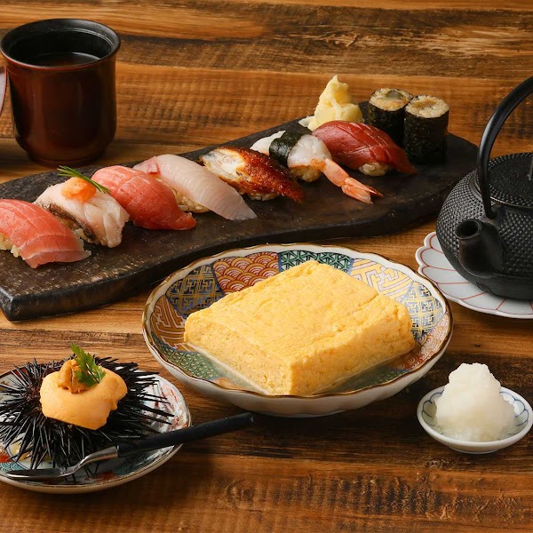 SUSHI RESTAURANT HIBI HAREBARE 4