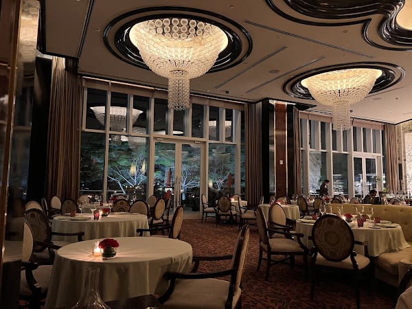 Finestra | Solaire Resort Entertainment City 4