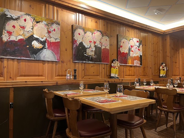 Swiss Chuchi Restaurant 6