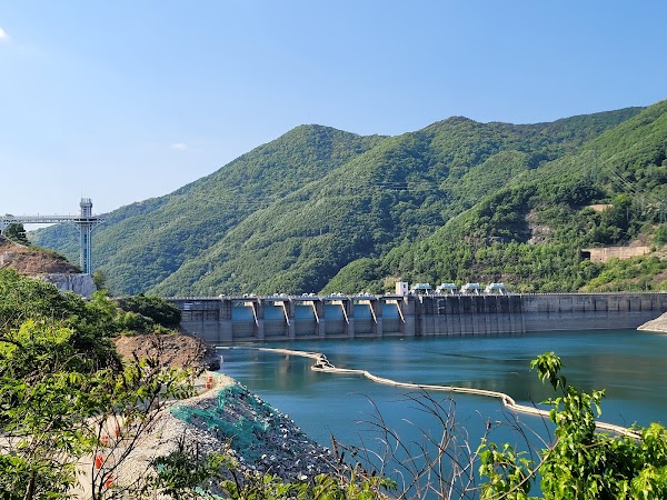 충주호