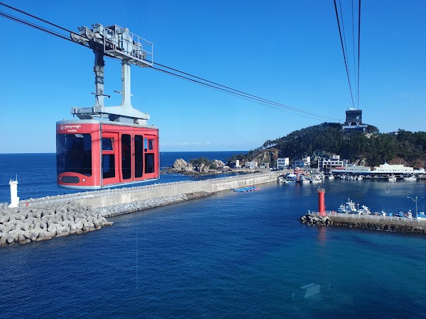 Samcheok Maritime Cable Car (Yonghwa Station)