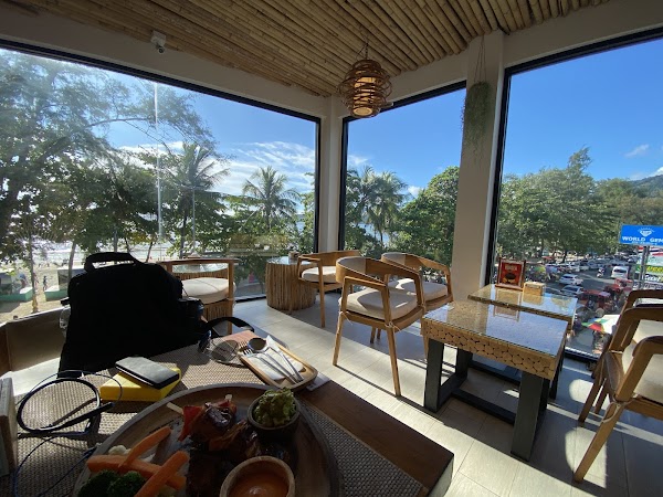 Roxane Cafe & Restaurant Phuket 3