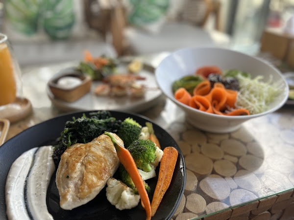 Roxane Cafe & Restaurant Phuket 2