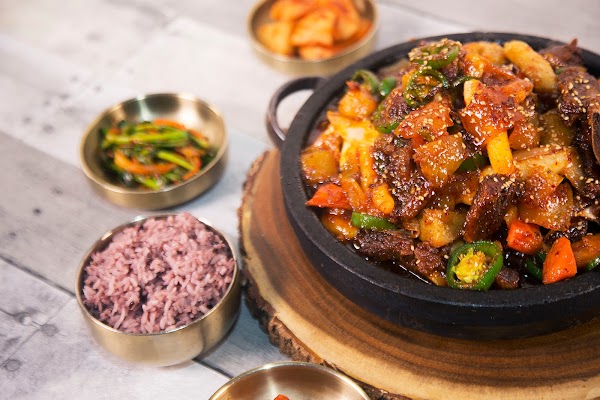 Daeho Kalbijim & Beef Soup 5