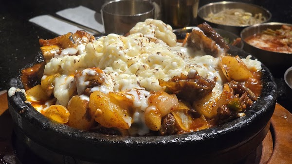 Daeho Kalbijim & Beef Soup 4