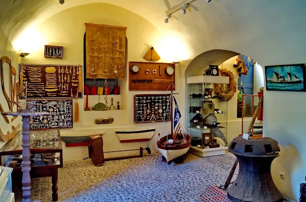 Ναυτικό Μουσείο Σαντορίνης