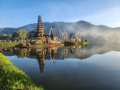 Ulun Danu Beratan Temple 2