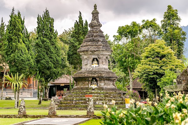Ulun Danu Beratan Temple 5