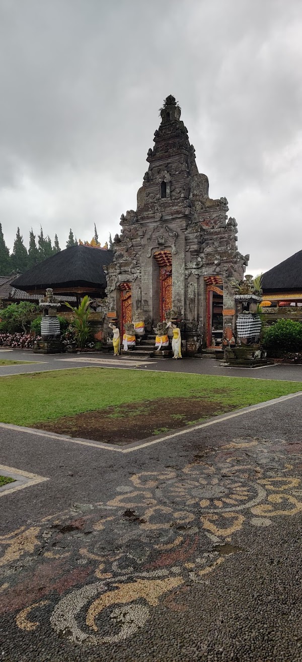Ulun Danu Beratan Temple 3