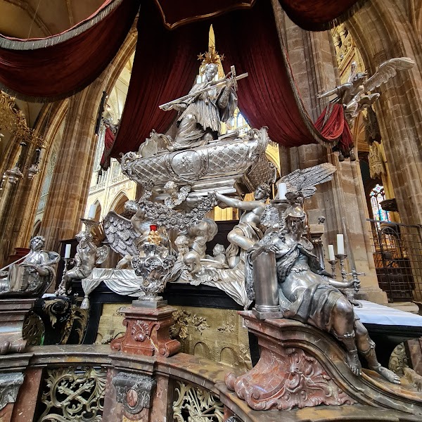 St. Vitus Cathedral 8