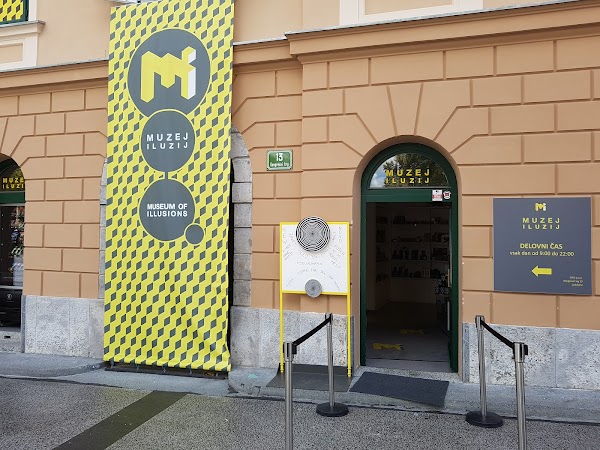 House of illusions 5