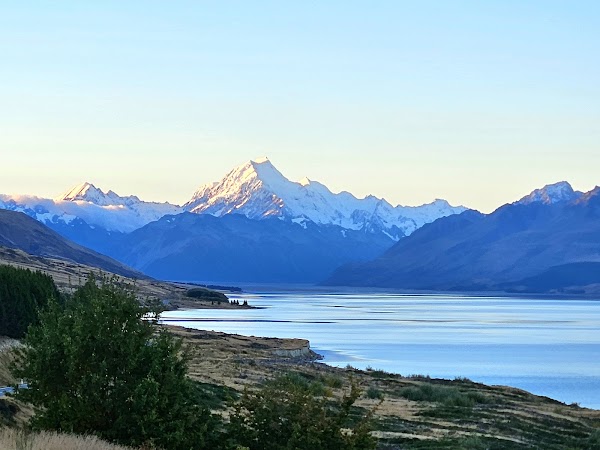 Tapataia Mahaka Peter's Lookout (Lake Pukaki Viewpoint) (Mount Cook Road) 1