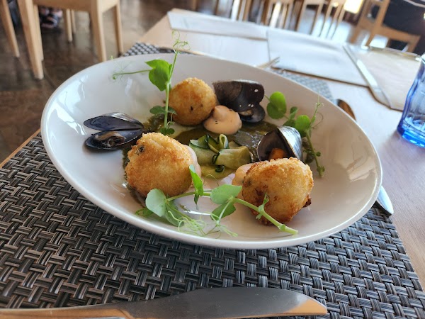 The Tangram Restaurant 5