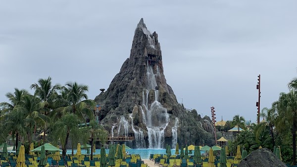 Universal Volcano Bay 5