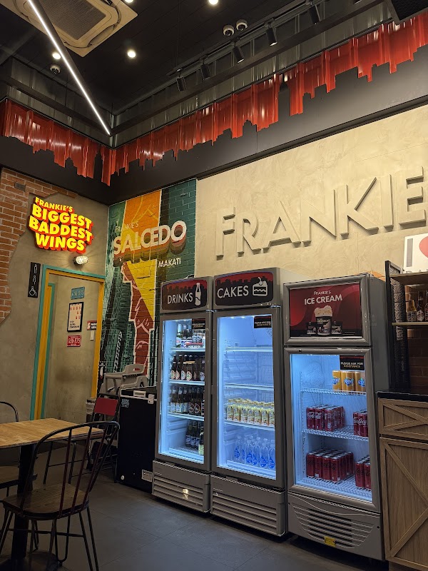 Frankie's New York Buffalo Wings Salcedo 1