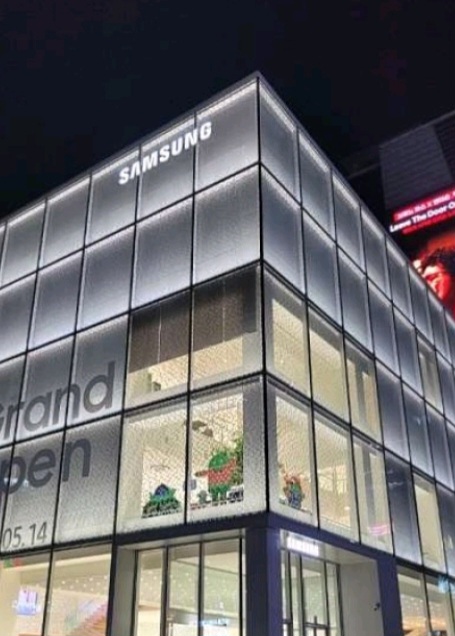 Samsung Store Hongdae