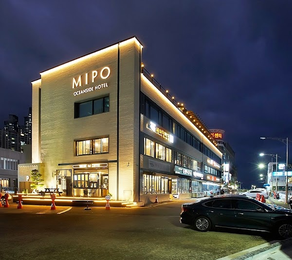 Mipo OceanSide Hotel