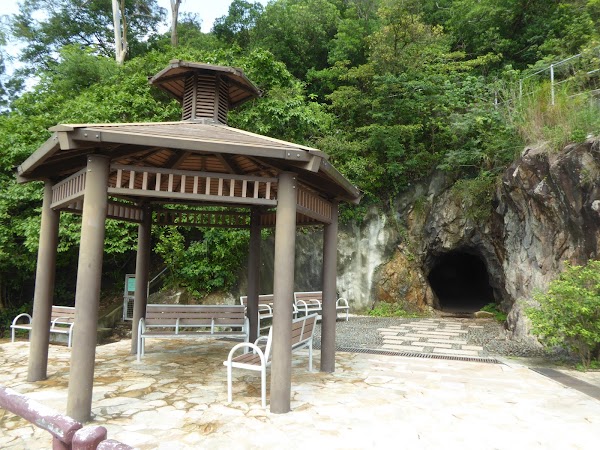 Silvermine Waterfall 5