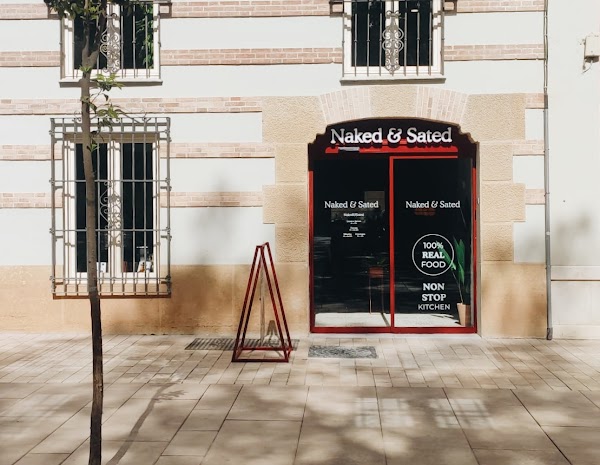 Naked & Sated Málaga 1