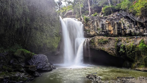 Tegenungan Waterfall