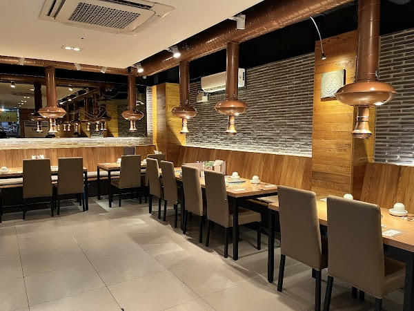 Wangbijib Myeongdong Center store 1