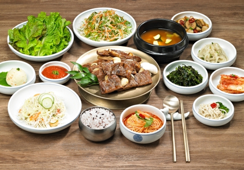 Wangbijib Myeongdong Center store 5