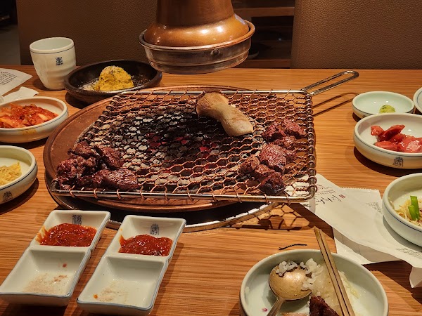 Wangbijib Myeongdong Center store 4