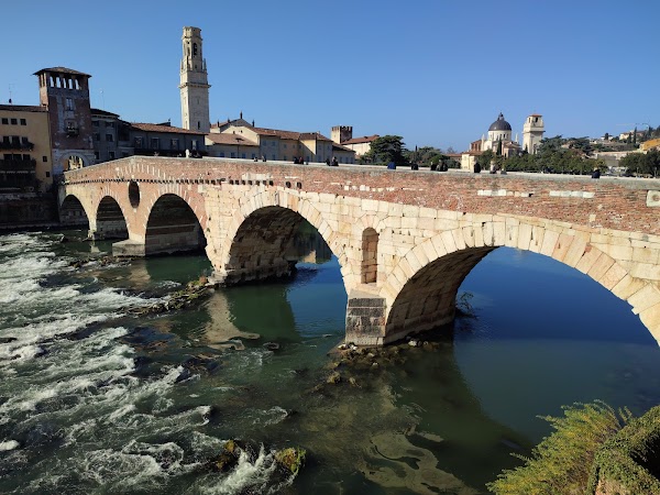 Ponte Pietra