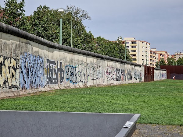 Berlin Wall Memorial 6
