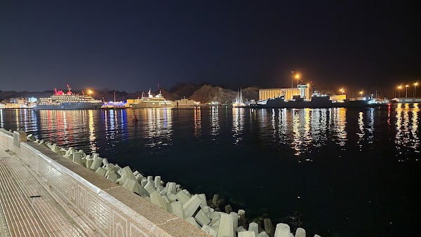 Mutrah Corniche 3