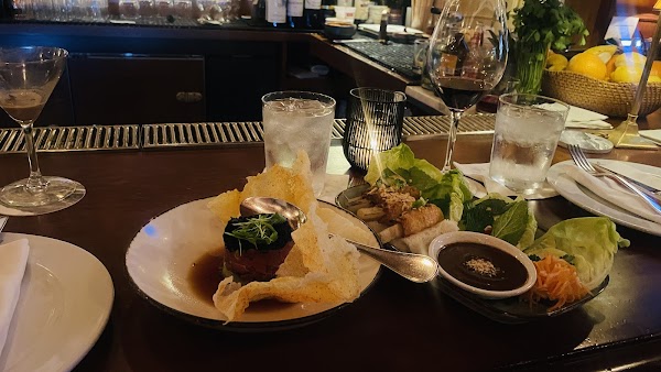 Le Colonial Chicago 3