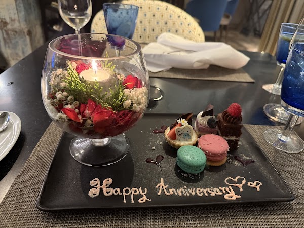 Blue Sky Rooftop Restaurant & Bar at Centara Grand at Central Plaza Ladprao Bangkok 2