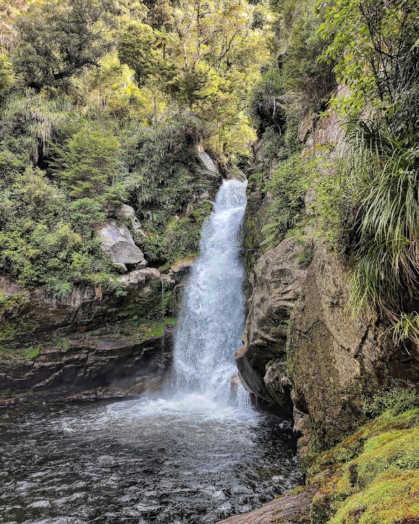 Wainui Falls