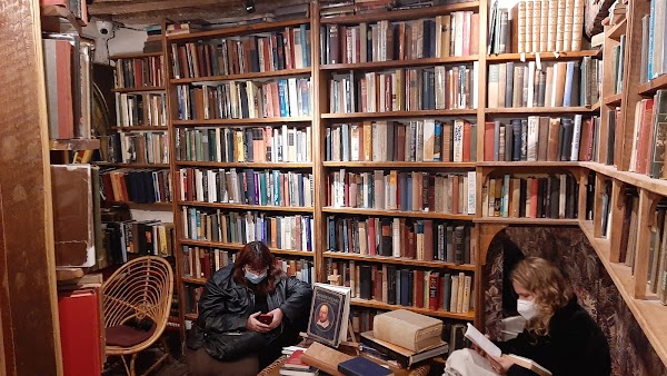 Shakespeare and Company 5