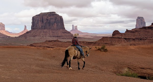 Monument Valley 4
