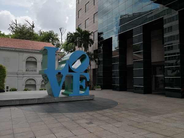 Iconic "LOVE" Landmarks Around the Globe 6