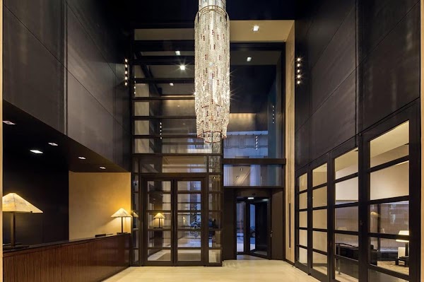 20 Pine Street - The Collection