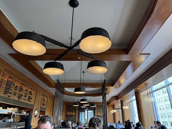 MKT Restaurant and Bar 4