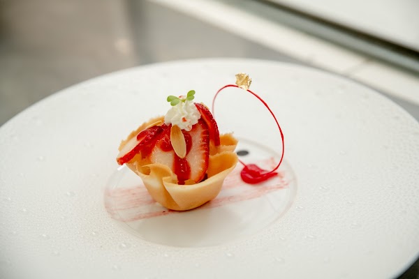 TOPAZ (Norodom Boulevard) 5