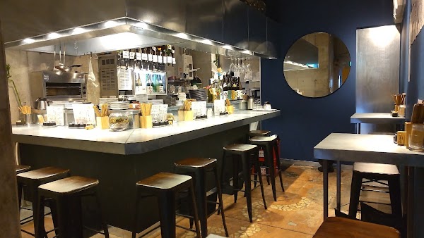 スタンドソバサンカク南船場