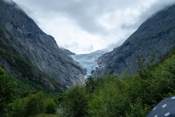 Briksdalsbreen 1