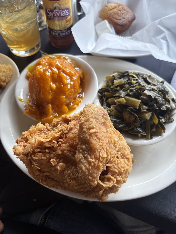 Sylvia's Restaurant 4