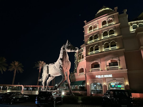 Public House Doha 3