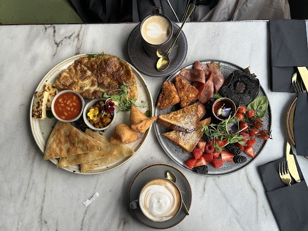 Coco Grill & Lounge 4