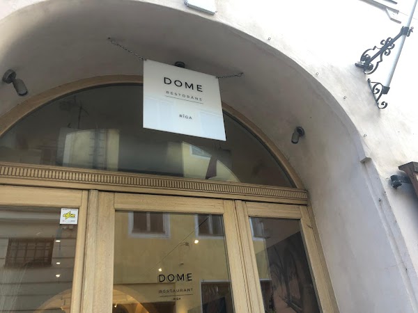 Le Dome Restaurant