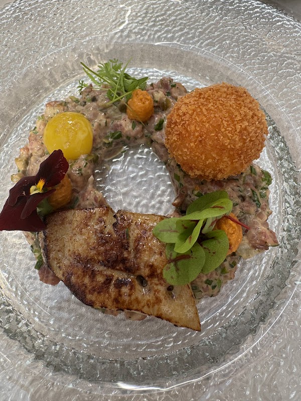 Le Dome Restaurant 4