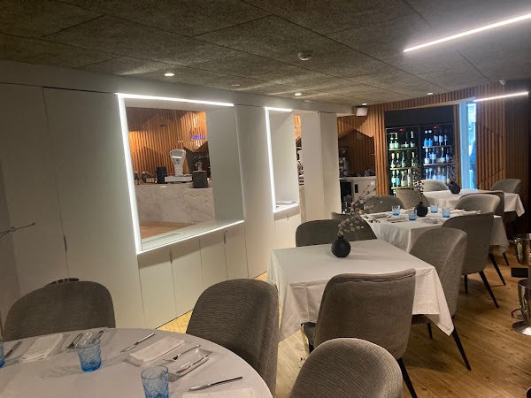 Divino Restaurant & Lounge 1